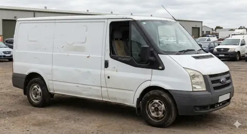 Ford Transit — auto dostawcze z galerii realizacji